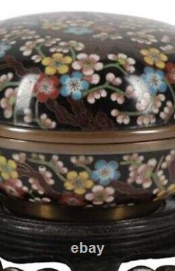 A Magnificent Pair of Japanese Cloisonne Enamel Kogo Boxes and cover. Meiji Era