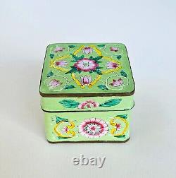 Antique Chinese Canton Bronze Trinket Pill Snuffbox Cloisonne Enamel Family Rose