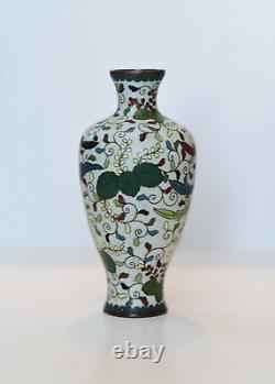 Beautiful Antique Chinese Cloisonne White with Bird