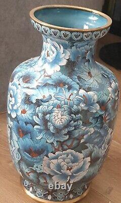 Chinese Antique large vase. Excellent Condition. Tall And Heavy