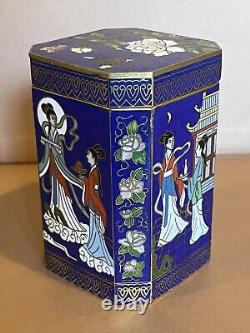 VINTAGE CLOISONNE BOX / Enamel on brass / Chinese / Asian / Vintage