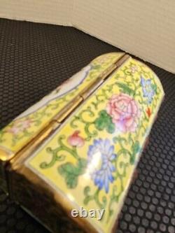 Boîte Cloisonné Chinoise du 20ème Siècle à Fleurs Multicolores
