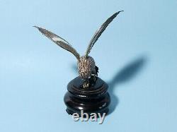 Boîte Vintage Chinoise Aigle en émail argenté avec détails en filigrane sur support, conditionné (a/f)