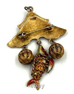 Broche pendentif en émail cloisonné doré en argent chinois antique en forme de poisson articulé