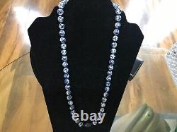 Collier à fermoir en cloisonné de perles en PORCELAINE chinoise ANTIQUE bleue et blanche