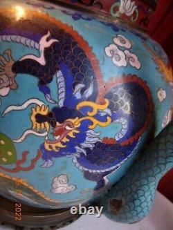 Énorme cruche d'eau cloisonné chinoise sur support avec dragons 4 caractères à la base