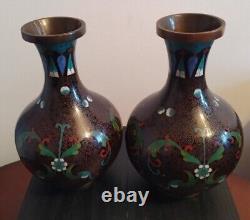 Paire antique de vases en cloisonné