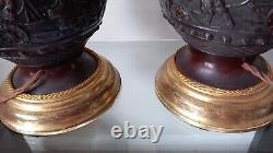 Paire de lampes en bronze de style chinois vintage avec bases en bois doré, testées PAT
