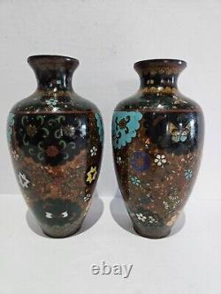 Paire de vases en émail cloisonné de qualité du début du 20ème siècle 16 CM