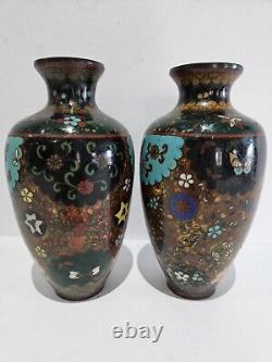 Paire de vases en émail cloisonné de qualité du début du 20ème siècle 16 CM