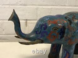 Statue / Figurine d'Éléphant de Grande Taille en Cloisonné Chinois Ancien Vintage