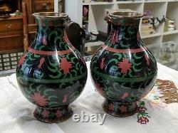 Très jolie paire de vases en cloisonné, 19 cm de hauteur, en bon état