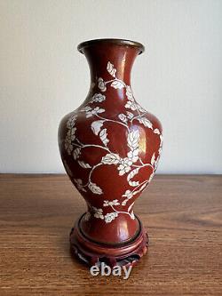 Vase en bronze cloisonné chinois du XIXe siècle avec support en bois #2