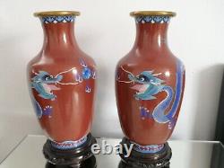 Vases Cloisonné Antique Spectaculaires avec Dragon Chassant la Perle Sacrée de la Sagesse